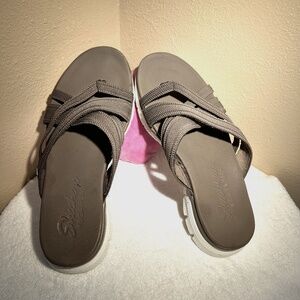 Skechers Dark Tan Sandals Slides Flip Flops